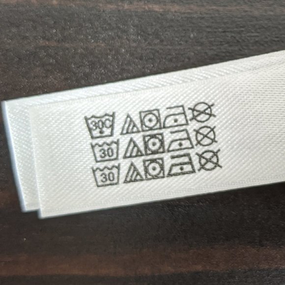 39% OFF — Victoria's Secret Pink Mesh Sports Bra - Picture 4 of 4